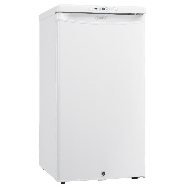 Danby 17-inch, 3.2 cu.ft. Freestanding Compact Refrigerator with USB Port DH032A1W-1 IMAGE 11